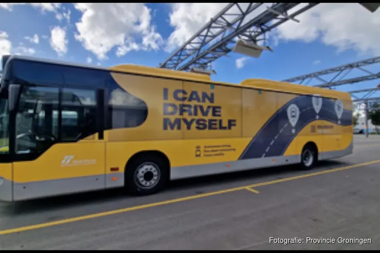 Primeur voor zelfrijdende bus met autonome techniek op beurs in Berlijn